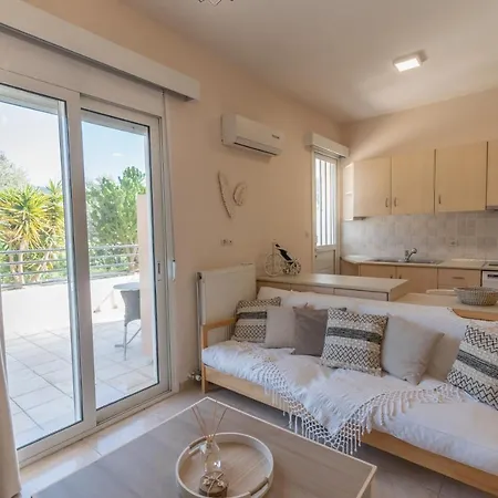 Apartment Brand New Fresh & Luminous