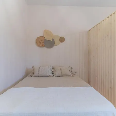 Apartment Brand New Fresh & Luminous