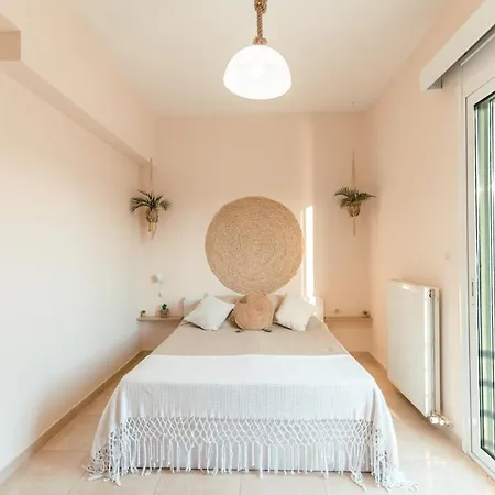 Brand New Fresh & Luminous Apartment